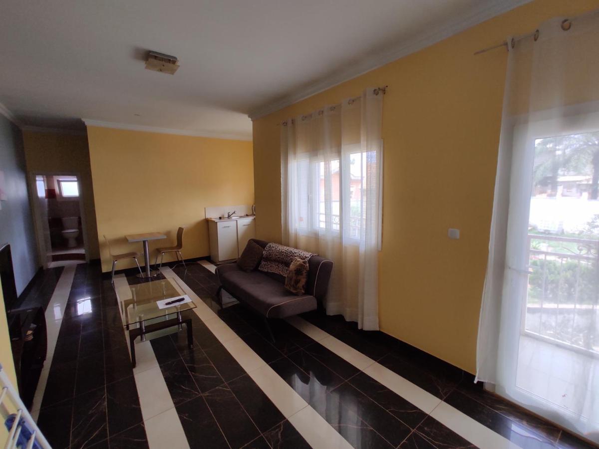 Residence Jardin Tropical Yaoundé Eksteriør billede