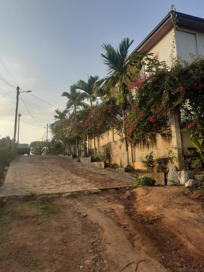 Residence Jardin Tropical Yaoundé Eksteriør billede